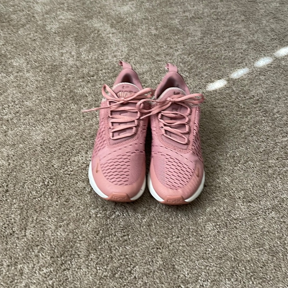 Woman's Nike Air max 270 (Rust pink)